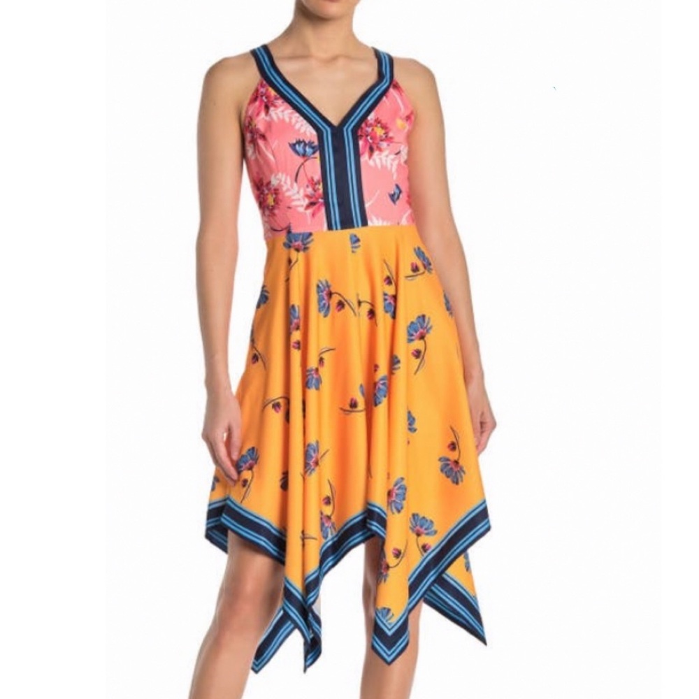 Guess floral color block handkerchief dress - Picture 2 of 4